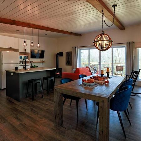 Chalet Woodpecker Lodge - Chaleureux Avec Foyer. Orford Buitenkant foto